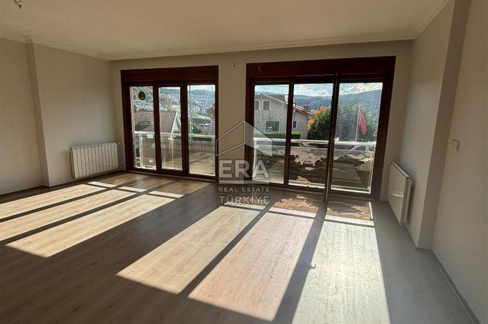 ZEKERİYAKÖY ÇARŞIDA DOĞAYLA İÇ İÇE PRESTİJLİ KİRALIK OFİS