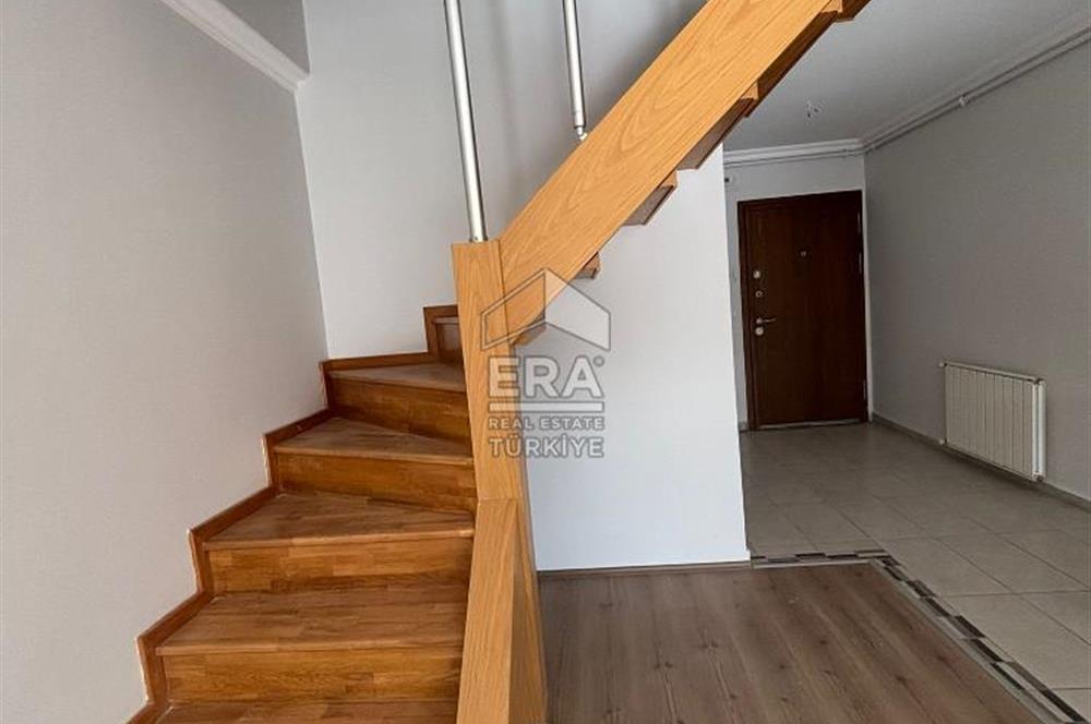 ZEKERİYAKÖY ÇARŞIDA DOĞAYLA İÇ İÇE PRESTİJLİ KİRALIK OFİS