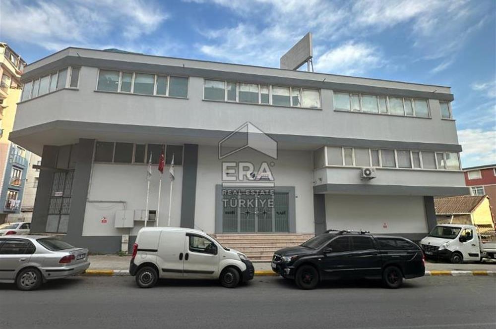 PENDİK GÜLLÜ BAĞLAR'DA 1150 m2 KİRALIK HAFİF İMALAT VE DEPOLAMA