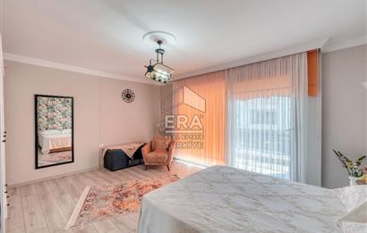 ERA REAL ESTATE Yaz Gayrimenkul Portföylerinden Villamız SATILIKTIR.