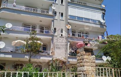 İSTANBUL BÜYÜKÇEKMECE MİMARSİNAN DOKTORLAR SİTESİNDE 3+1