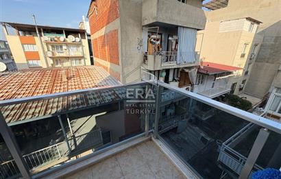 Buca İnönü Mah. Komple Satılık Bina