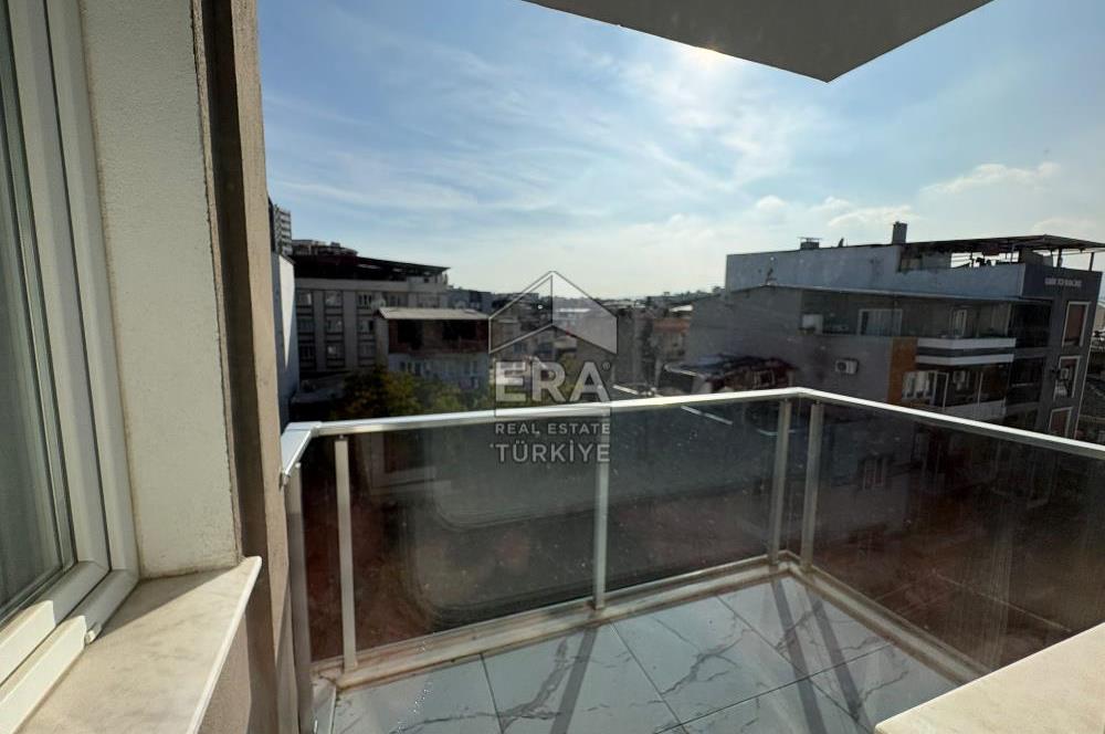 Buca İnönü Mah. Komple Satılık Bina