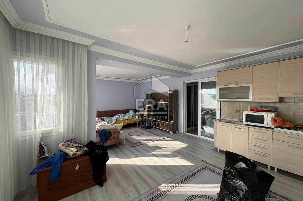 Buca İnönü Mah. Komple Satılık Bina