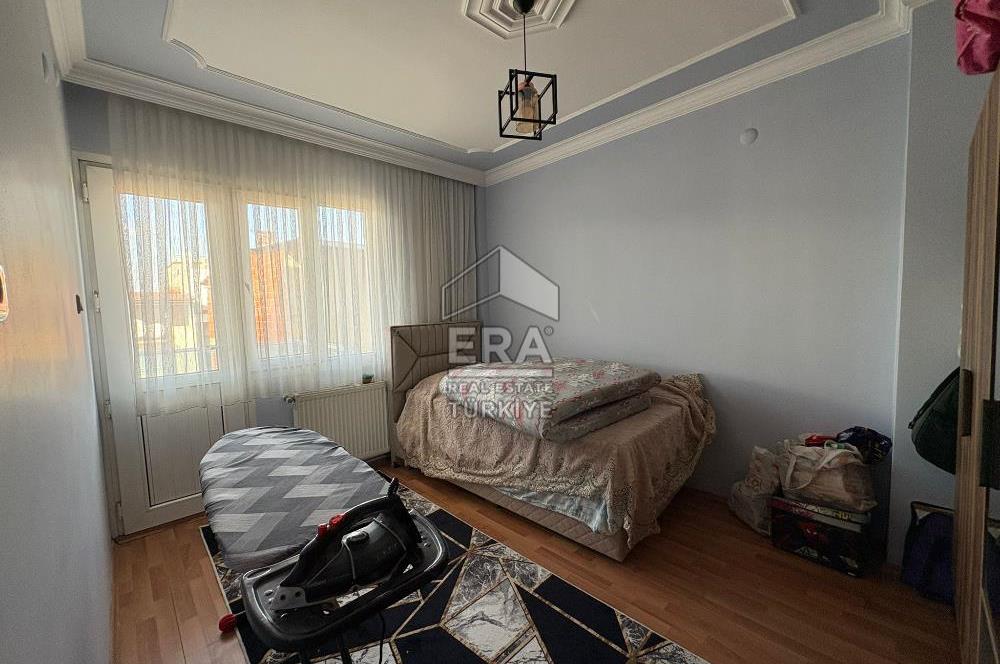 Buca İnönü Mah. Komple Satılık Bina