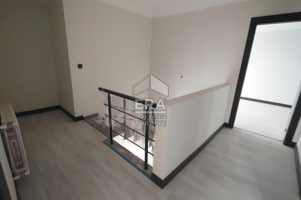 Seyrek Bakırçay Üniversitesi Yakını Kiralık 3+1 Çatı Dubleks