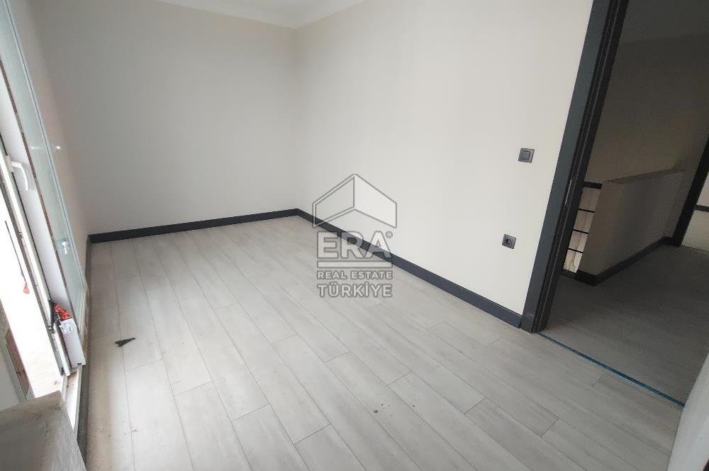 Seyrek Bakırçay Üniversitesi Yakını Kiralık 3+1 Çatı Dubleks