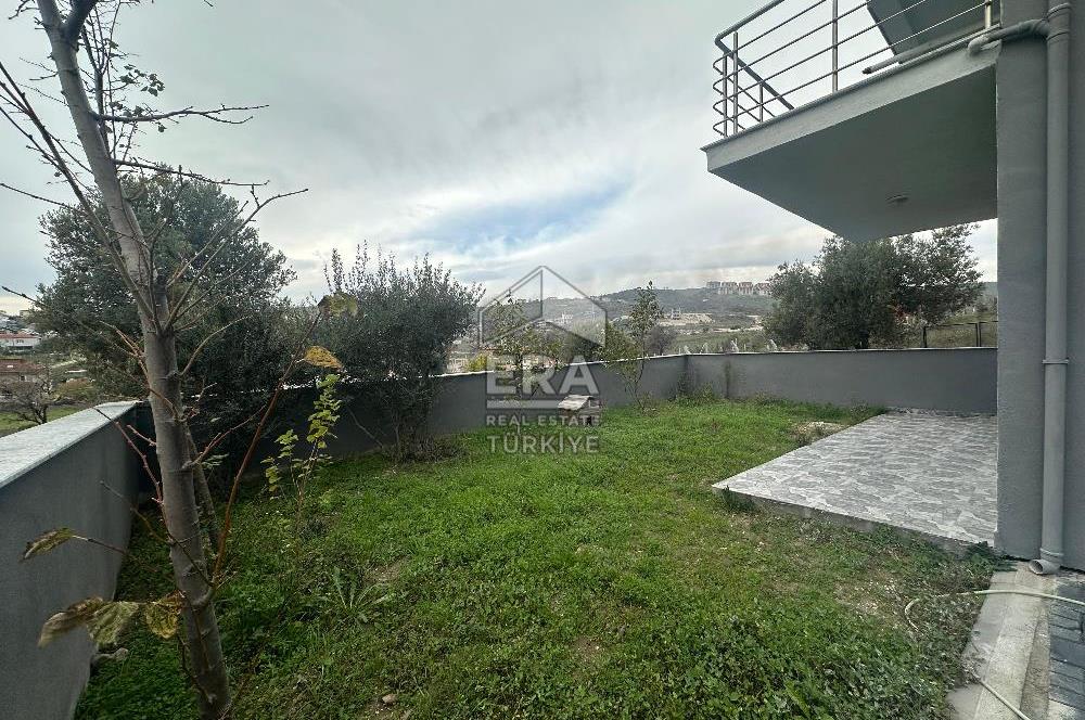 ERA PORT GÜVENCESİYLE KUVA-İ MILLIYE MAHALLESİNDE TRIPLEKS VİLLA