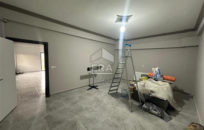 ERA PORT GÜVENCESİYLE KUVA-İ MILLIYE MAHALLESİNDE TRIPLEKS VİLLA