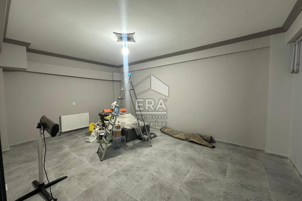 ERA PORT GÜVENCESİYLE KUVA-İ MILLIYE MAHALLESİNDE TRIPLEKS VİLLA