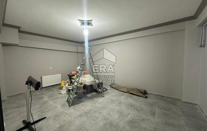 ERA PORT GÜVENCESİYLE KUVA-İ MILLIYE MAHALLESİNDE TRIPLEKS VİLLA