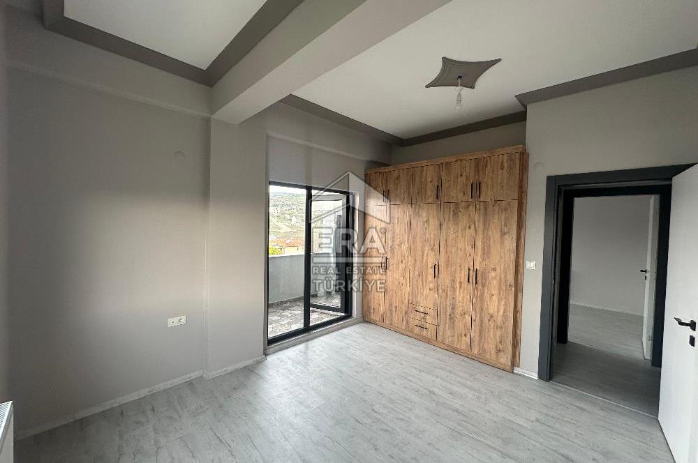 ERA PORT GÜVENCESİYLE KUVA-İ MILLIYE MAHALLESİNDE TRIPLEKS VİLLA