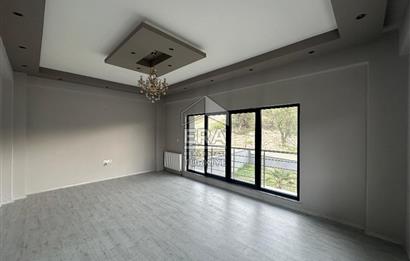 ERA PORT GÜVENCESİYLE KUVA-İ MILLIYE MAHALLESİNDE TRIPLEKS VİLLA