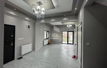 ERA PORT GÜVENCESİYLE KUVA-İ MILLIYE MAHALLESİNDE TRIPLEKS VİLLA