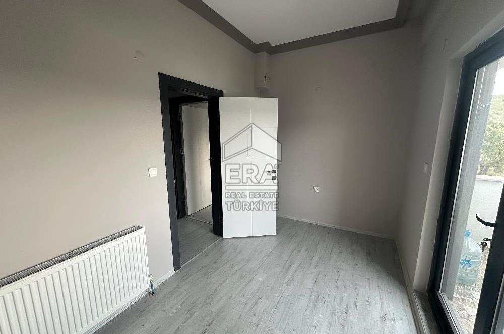 ERA PORT GÜVENCESİYLE KUVA-İ MILLIYE MAHALLESİNDE TRIPLEKS VİLLA