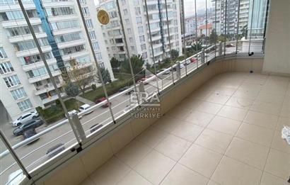 Ege Bölgesinde Natoyolu Caddesi Yakınlarında Geniş 3+1 Kiralık