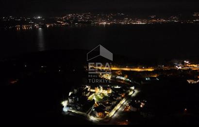 ERA KARAT SERDİVAN ESENTEPE’DE GÖL MANZARALI SATILIK VİLLA