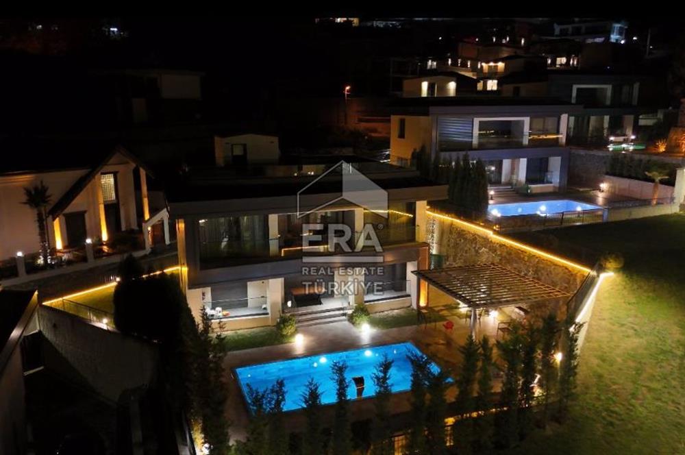 ERA KARAT SERDİVAN ESENTEPE’DE GÖL MANZARALI SATILIK VİLLA