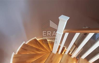 ERA KARAT SERDİVAN ESENTEPE’DE GÖL MANZARALI SATILIK VİLLA