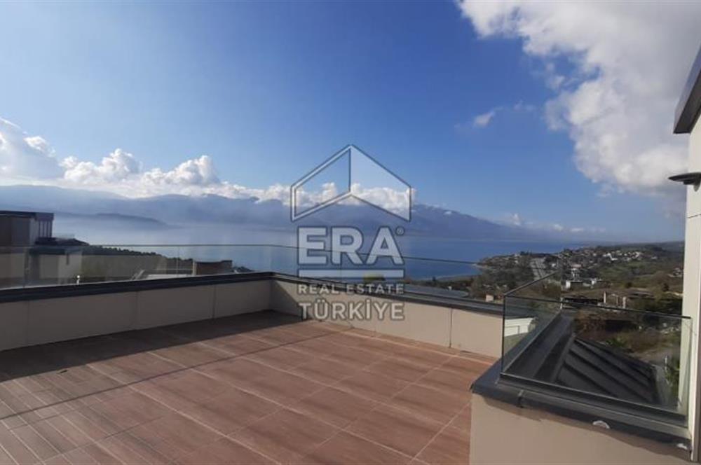 ERA KARAT SERDİVAN ESENTEPE’DE GÖL MANZARALI SATILIK VİLLA