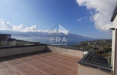 ERA KARAT SERDİVAN ESENTEPE’DE GÖL MANZARALI SATILIK VİLLA