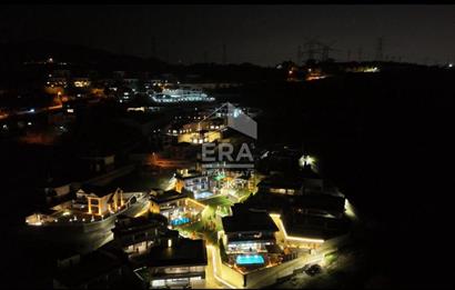ERA KARAT SERDİVAN ESENTEPE’DE GÖL MANZARALI SATILIK VİLLA