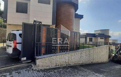 ERA KARAT SERDİVAN ESENTEPE’DE GÖL MANZARALI SATILIK VİLLA