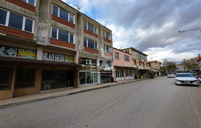 Altınova Merkezi, Ana Cadde üzerinde Satılık Komple Bina
