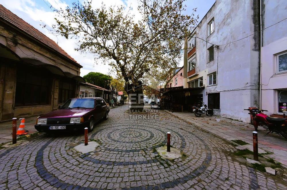 Altınova Merkezi, Ana Cadde üzerinde Satılık Komple Bina