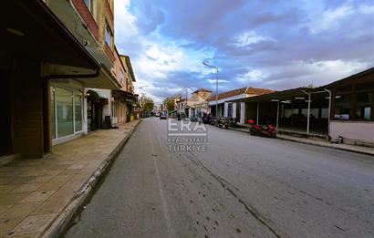 Altınova Merkezi, Ana Cadde üzerinde Satılık Komple Bina