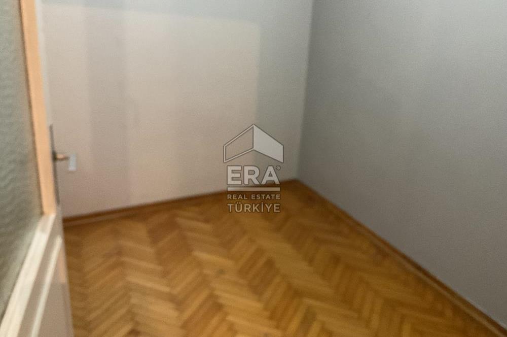 ÜSKÜDAR PAZARBAŞI MAH DE KİRALIK EV