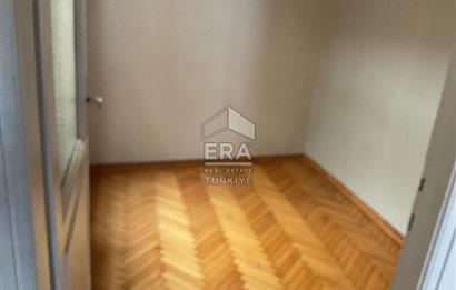 ÜSKÜDAR PAZARBAŞI MAH DE KİRALIK EV