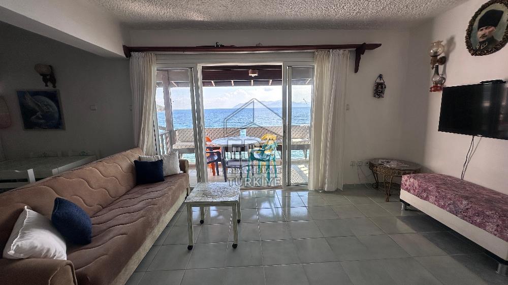 Datça Aktur'da Denize Sıfır Kiralık 2+1 Daire