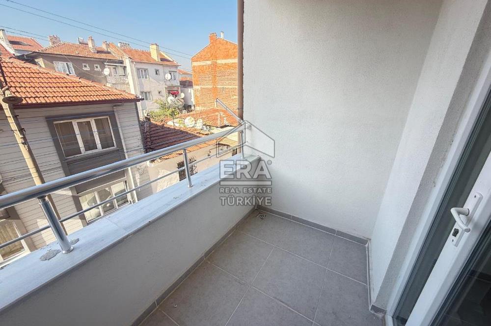 ERA PORT GÜVENCESİYLE GÜMÜŞÇEMEDE KİRALIK 2+1 GENİŞ DAİRE