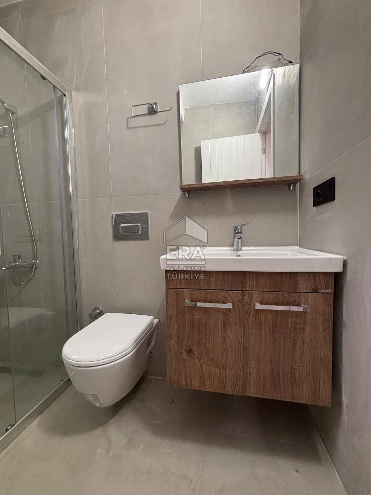 Datça Merkezde Yıllık Kiralık 1+1 65 m² Geniş Bahçeli Daire