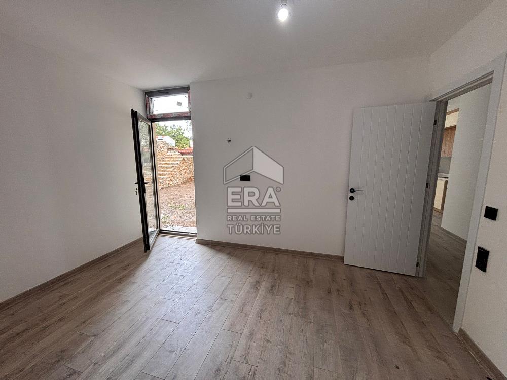 Datça Merkezde Yıllık Kiralık 1+1 65 m² Geniş Bahçeli Daire