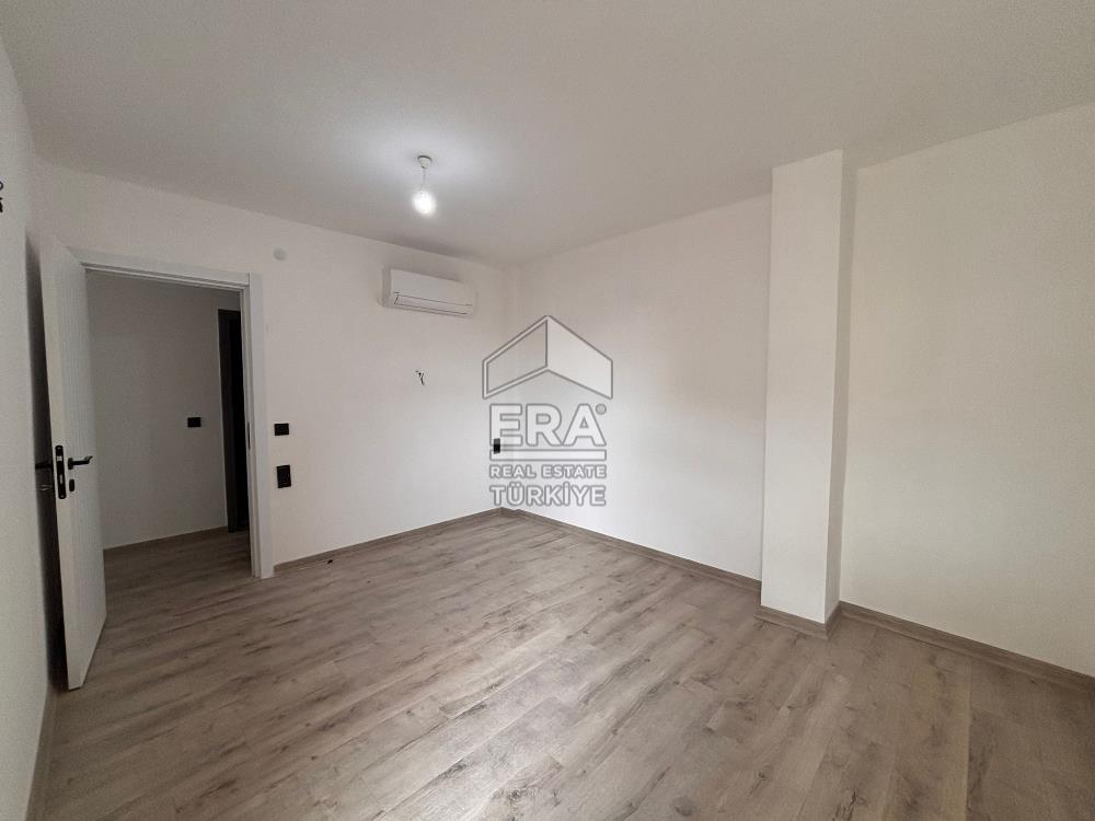 Datça Merkezde Yıllık Kiralık 1+1 65 m² Geniş Bahçeli Daire