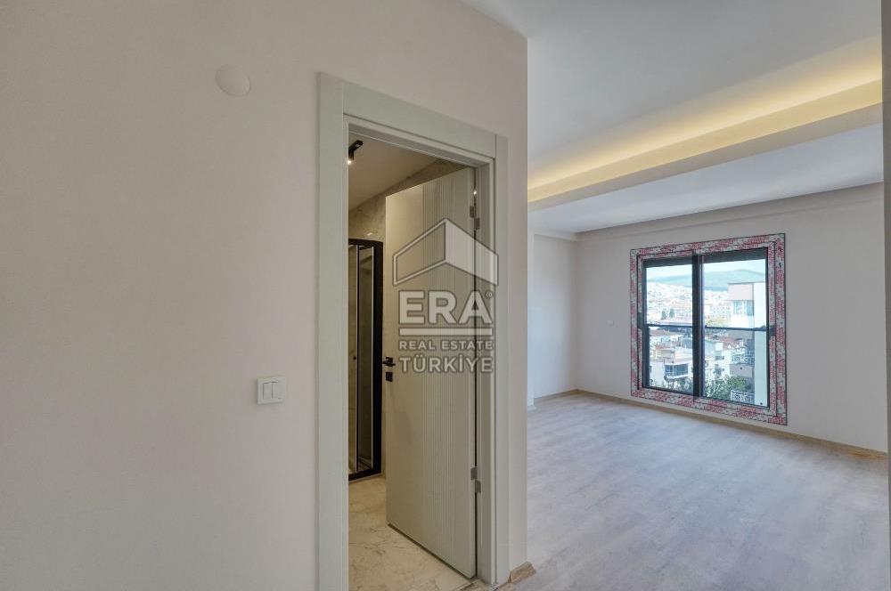 Bayraklı Ankara Cadde Üzeri Bölge Metro Yakını 3+1 Satılık Daire