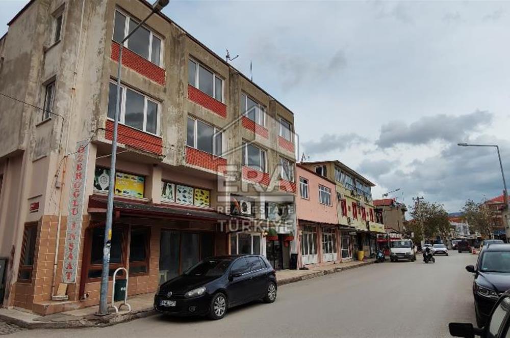 Altınova Merkezi, Ana Cadde üzerinde Satılık Komple Bina