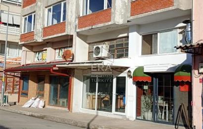 Altınova Merkezi, Ana Cadde üzerinde Satılık Komple Bina