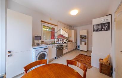 Ana Cadde Cepheli Geniş Bahçeli & Satılık Ticari Bina