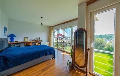 Ana Cadde Cepheli Geniş Bahçeli & Satılık Ticari Bina