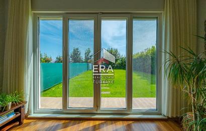 Ana Cadde Cepheli Geniş Bahçeli & Satılık Ticari Bina