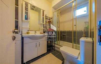 Ana Cadde Cepheli Geniş Bahçeli & Satılık Ticari Bina