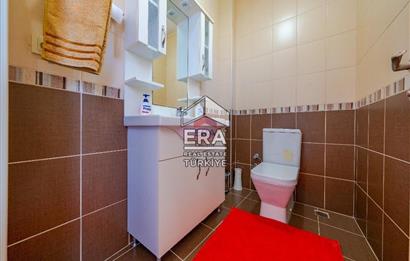 Ana Cadde Cepheli Geniş Bahçeli & Satılık Ticari Bina