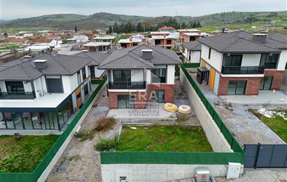 ERA SÖZ DEN BALIKESİR KÖTEYLİ DE MÜSTAKİL BAHÇELİ OTURUMA HAZIR 4+1 DUBLEKS VİLLA