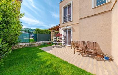 Ana Cadde Cepheli Geniş Bahçeli & Satılık Ticari Bina