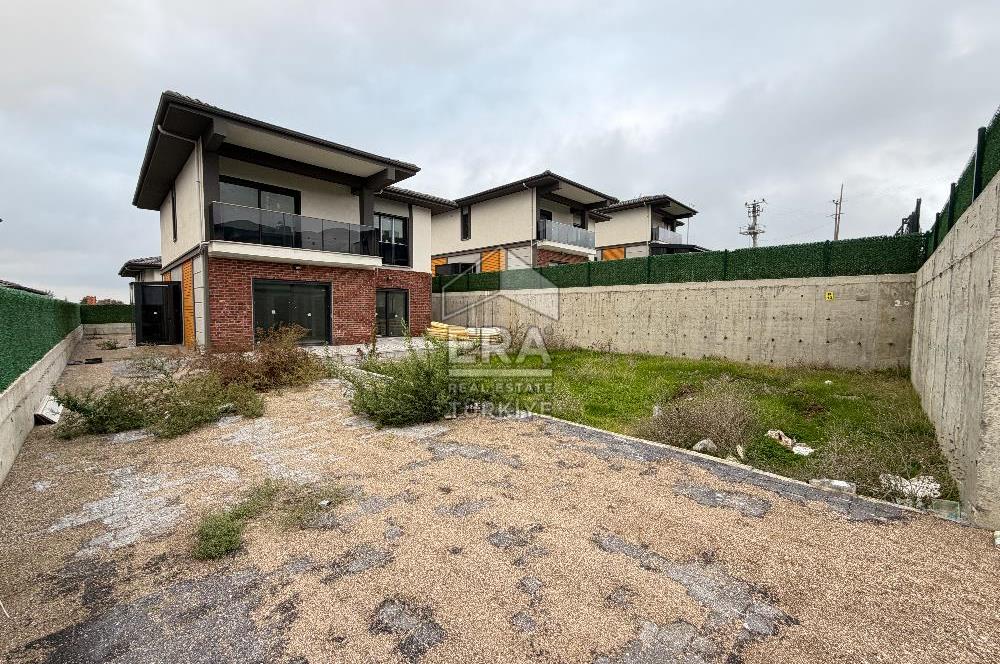 ERA SÖZ DEN BALIKESİR KÖTEYLİ DE MÜSTAKİL BAHÇELİ OTURUMA HAZIR 4+1 DUBLEKS VİLLA