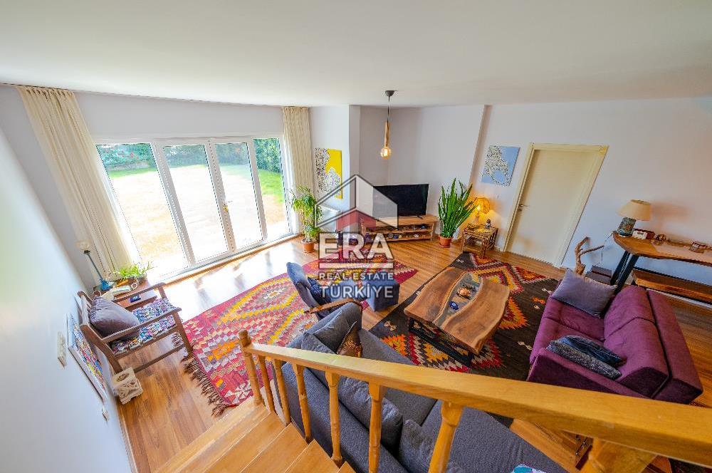 Ana Cadde Cepheli Geniş Bahçeli & Satılık Ticari Bina