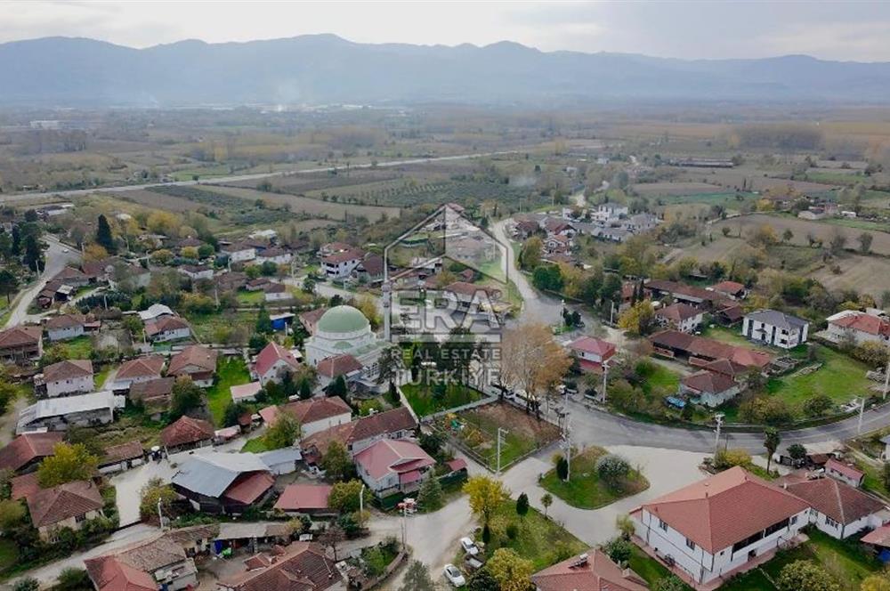 ERA KARATTAN SAKARYA AKYAZI YAHYALIDA 4086 M2 TARLA